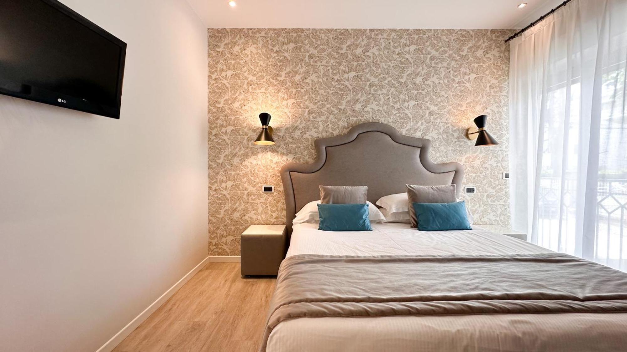 Residence Lungomare - Charming Apartments Riccione Luaran gambar